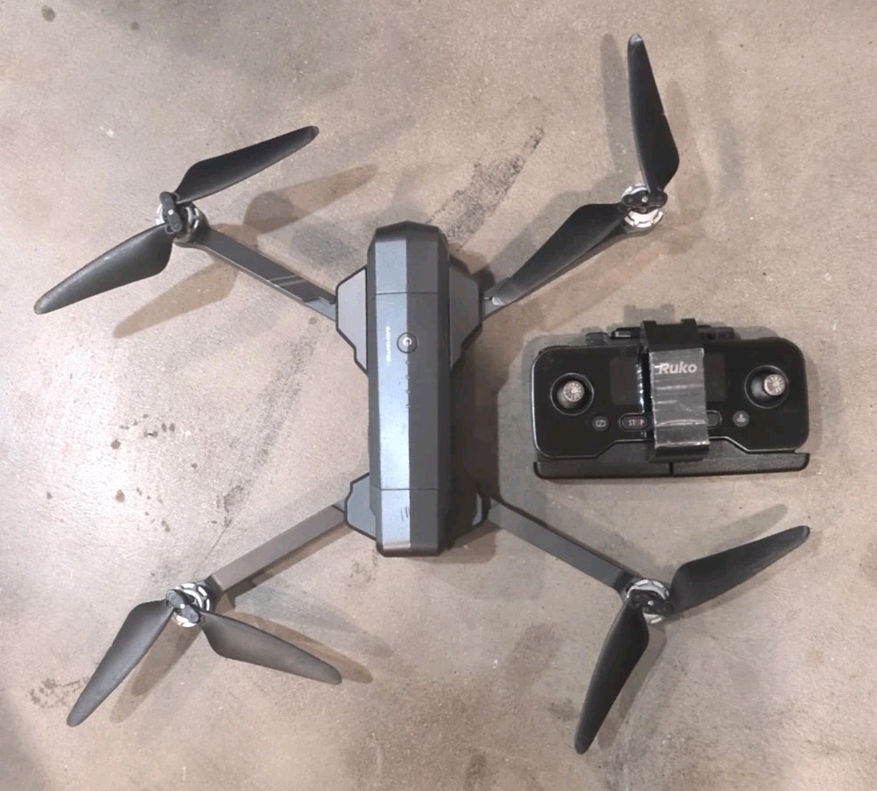 [For Parts]Ruko F11 GIM2 4K Camera Drone w/ Remote Controller