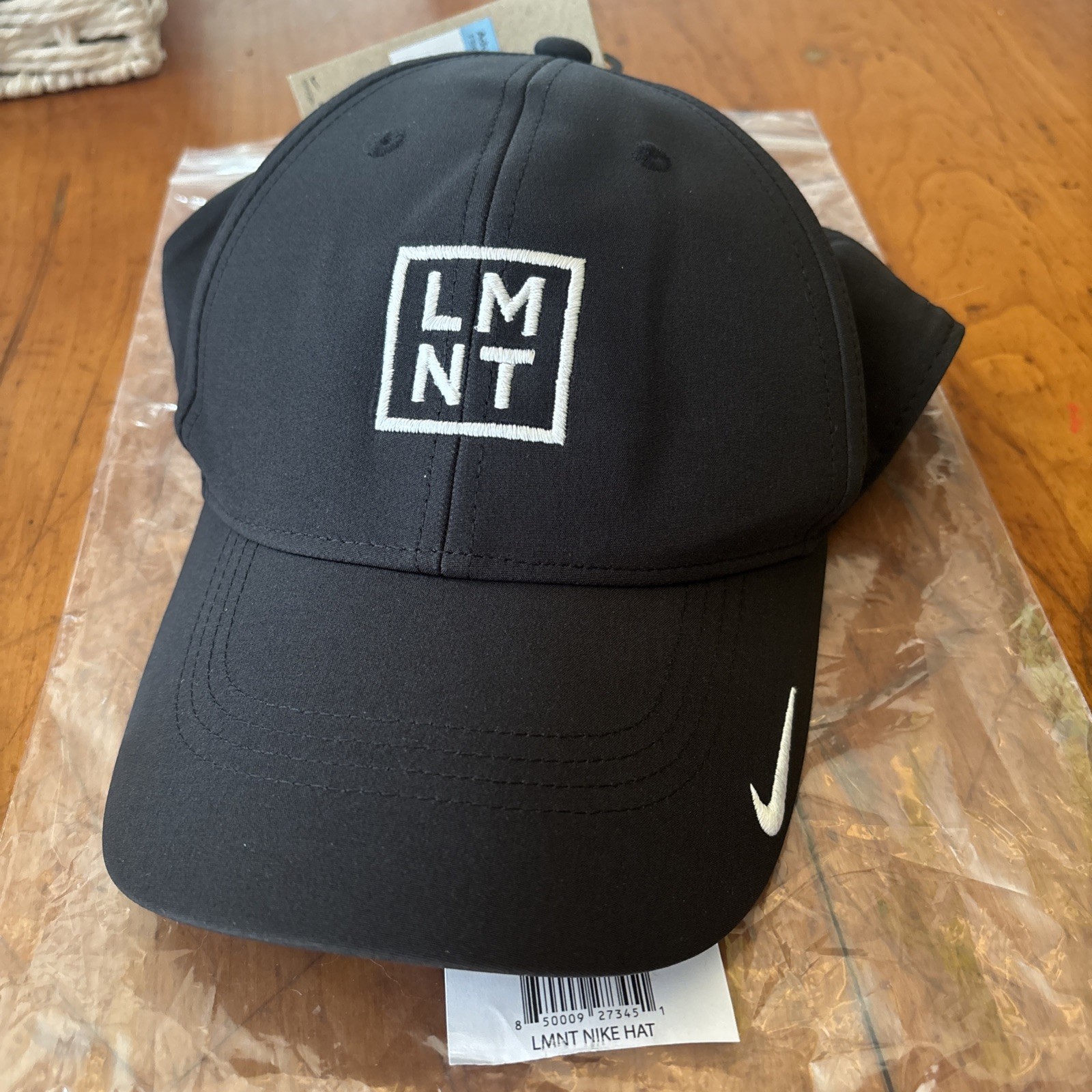 Nike LMNT M/L Golf Hat