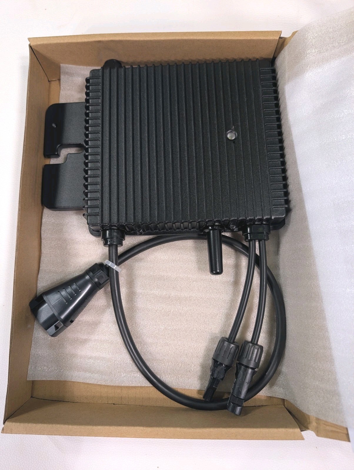 NEW - Hoymiles HMS-400-1T-NA Microinverter Solar Inverter 400W 240VAC