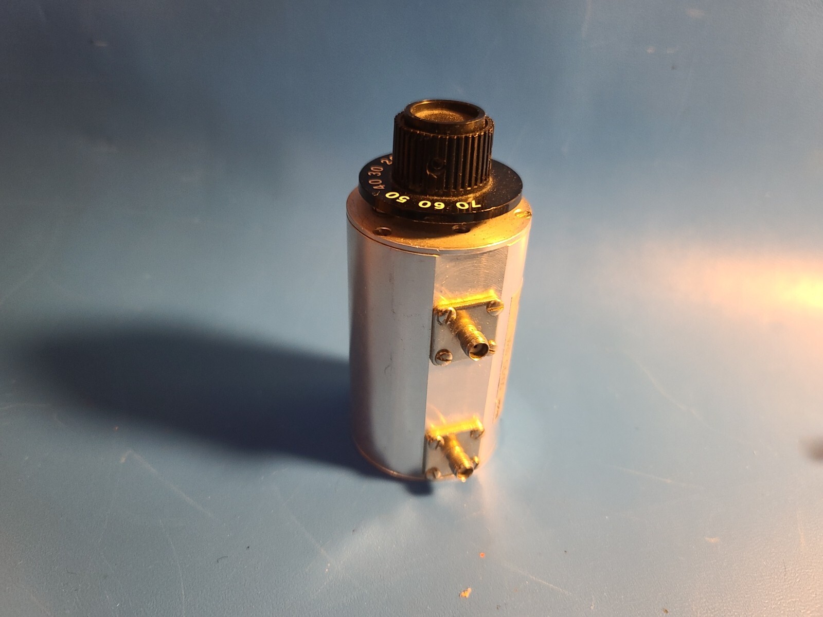 Alan 50V70 SMA Coaxial Step Attenuator D500