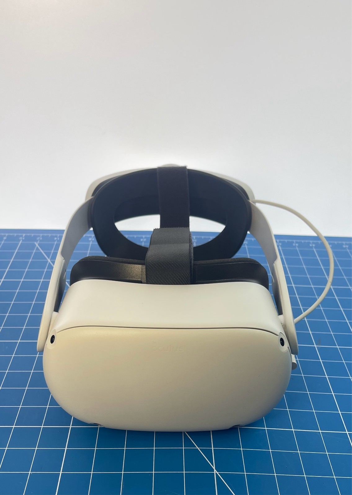 Meta Oculus Quest 2 KW49CM Standalone VR Headset No Controllers Extra Battery
