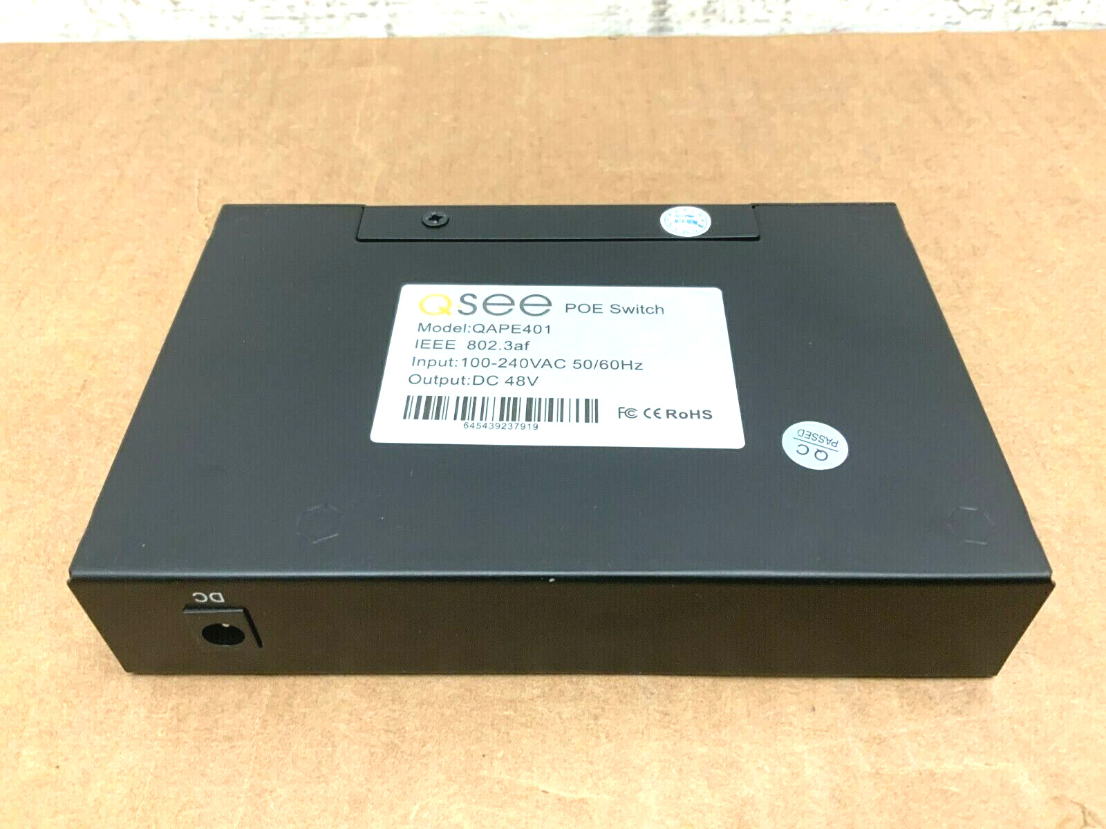 Q-SEE 4 port PoE Hub QAPE401 Power Over Ethernet ✅❤️️✅❤️️✅ New In Open Box