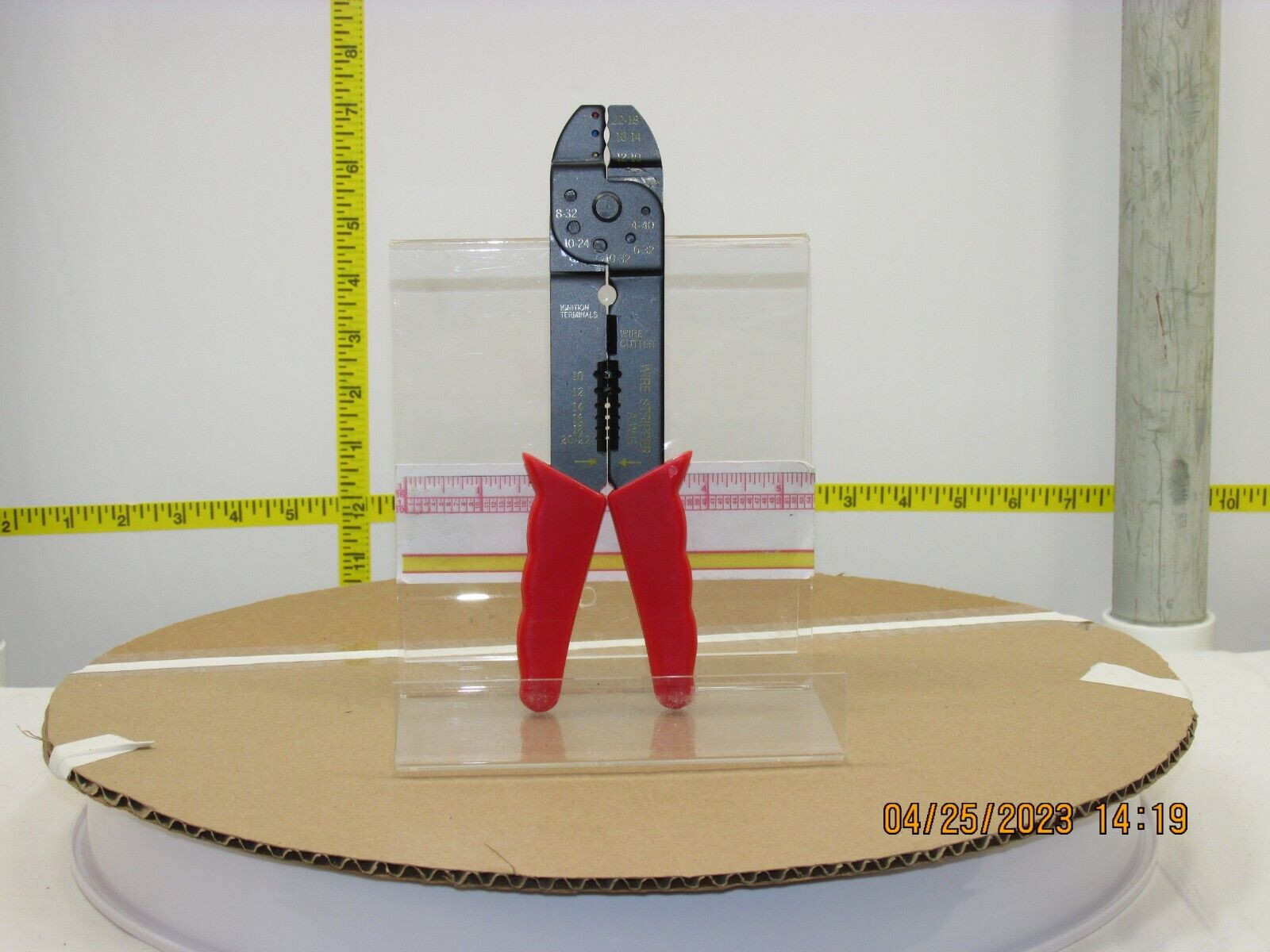 The listing is for:(1) Generic 8 in. Multi-Purpose Wiring Tool (the 1 pictured)