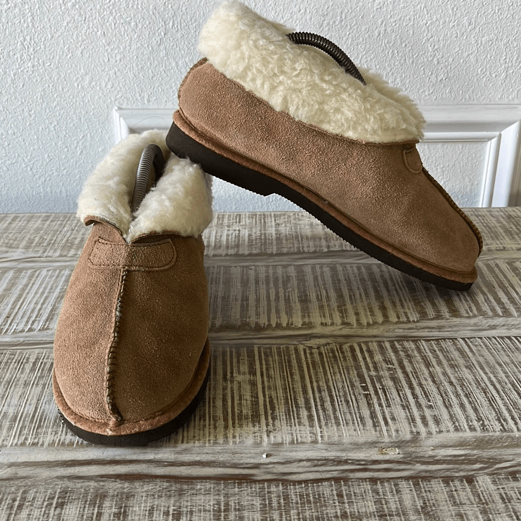 Men’s wool and leather moccasins