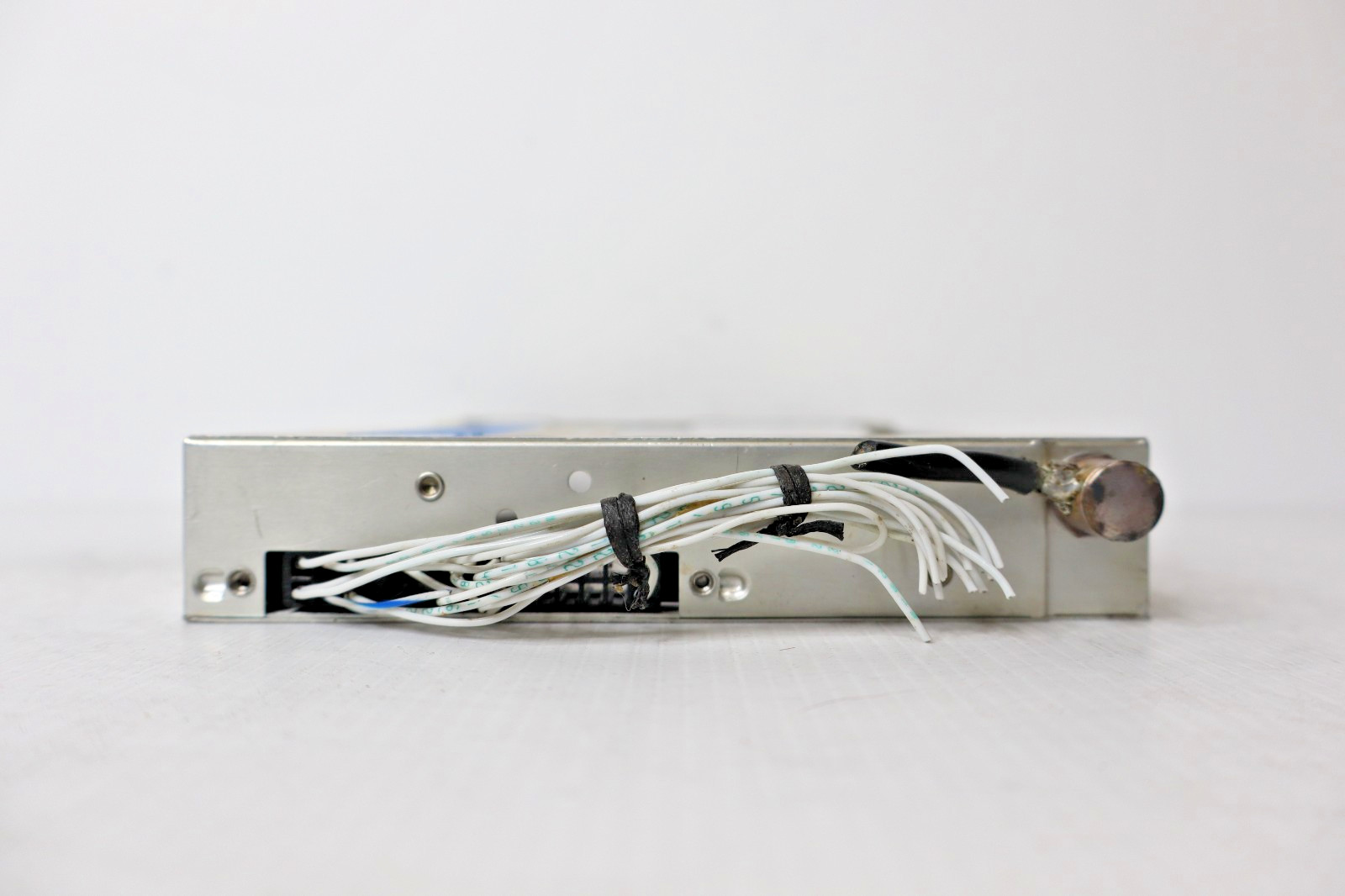 Bendix King KN 64 DME Mounting Tray & Connector