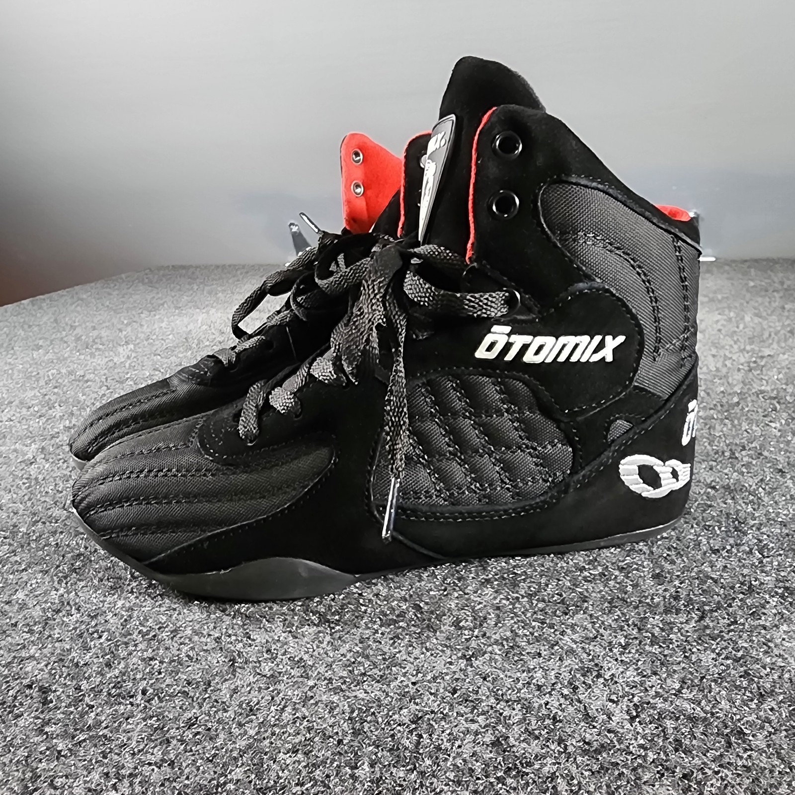 Otomix Stingray Escape Bodybuilding MMA & Wrestling Shoes Black Women's Sz 7.5