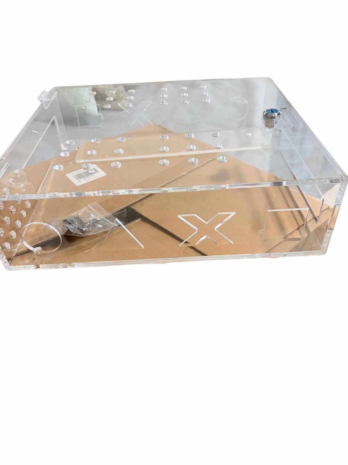 Skywin PS4 Console Lock Box Acrylic Case for Public Gaming Setup