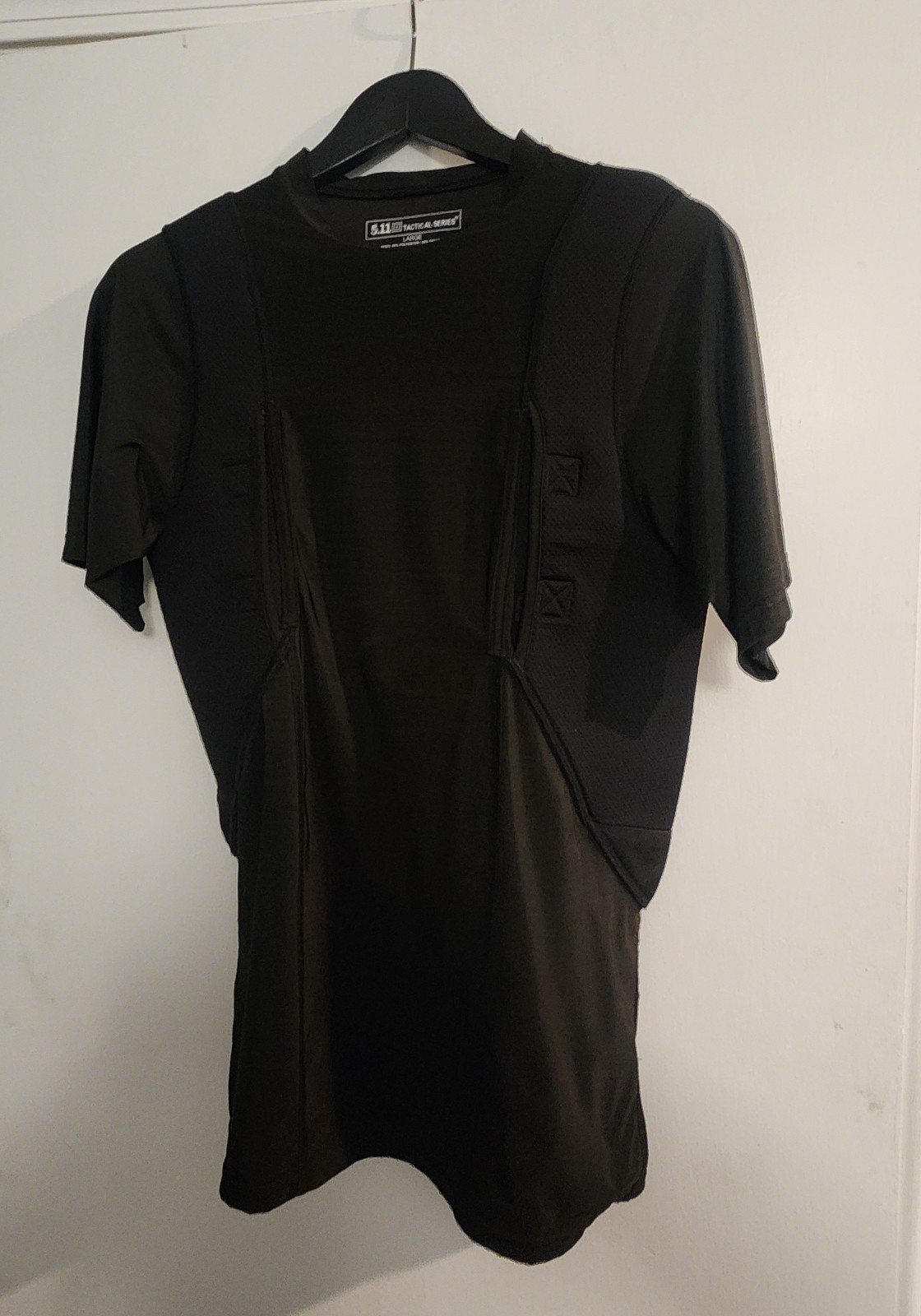 5.11 Tactical Concealed Carry Compression Shirt Large Black Holster Pockets