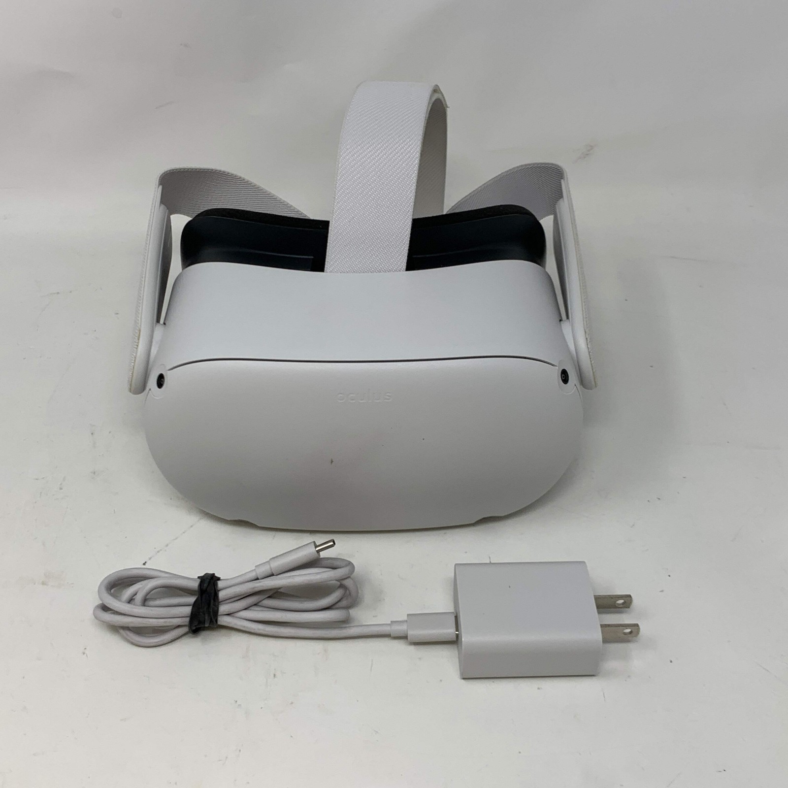 Meta Quest 2 64GB Standalone All-in-One VR Headset KW49CM