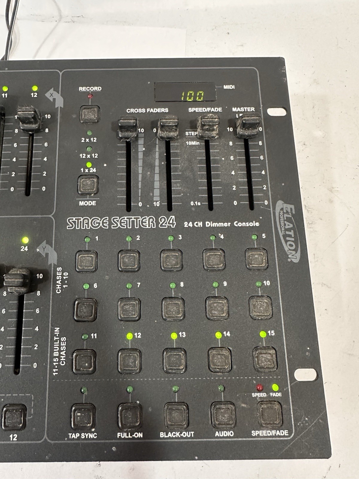 Elation Stage Setter-24 DMX Lighting Console Tested Working Ch 11 Slider Broken