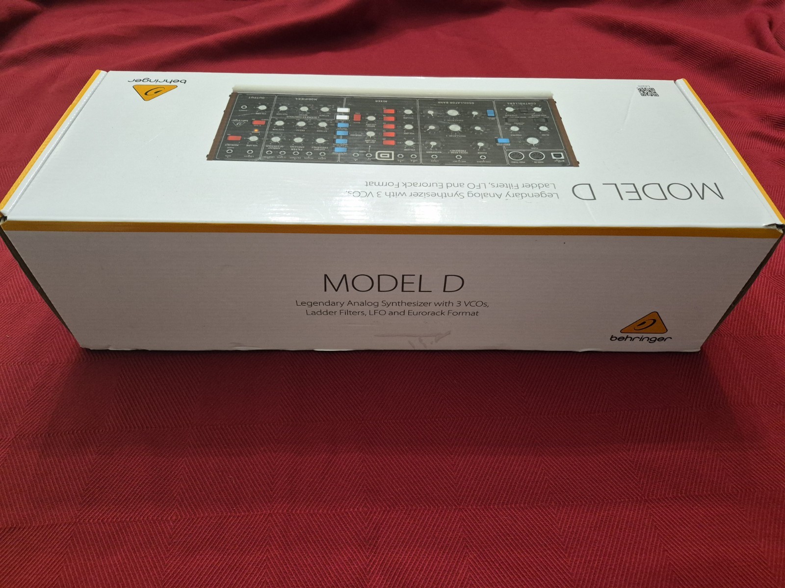 Behringer Model D Analog Synthesizer ~ NIB