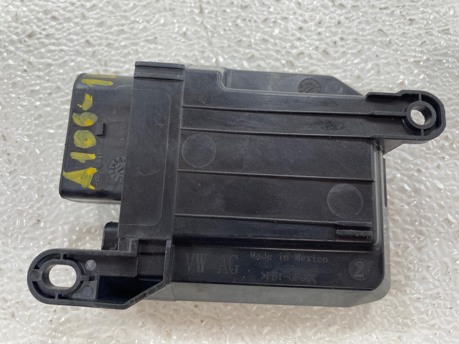 Fits 2017 - 2020 AUDI A4 Front RH Right Seat Occupant Detection Module OEM