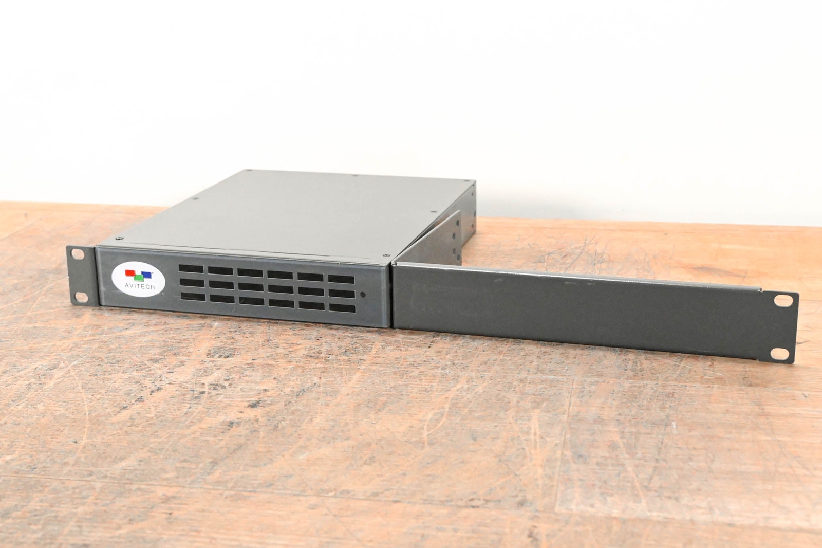 Avitech MCC-8001U Image Scaler / Processor CG01CA7