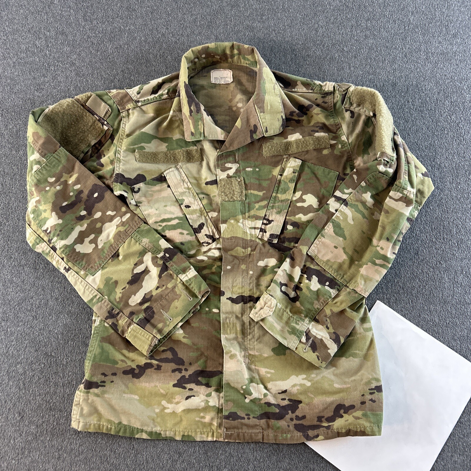 US Army Military ACU Camo Shirt Mens Small Regular Coat Digital Camo Adult #6467