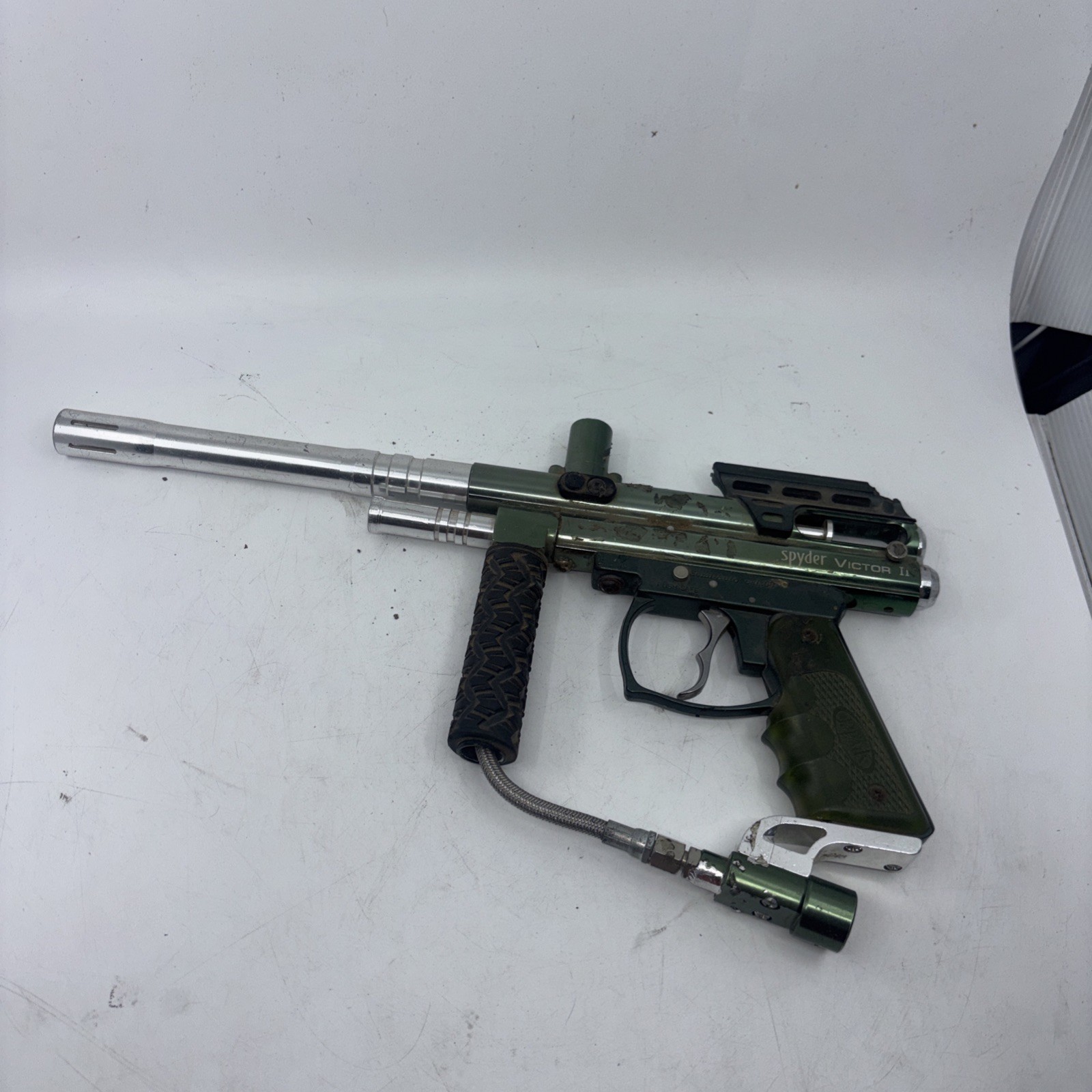 Spyder Victor II Paintball Marker Green Semi Auto Cal 68 PARTS REPAIR As Is