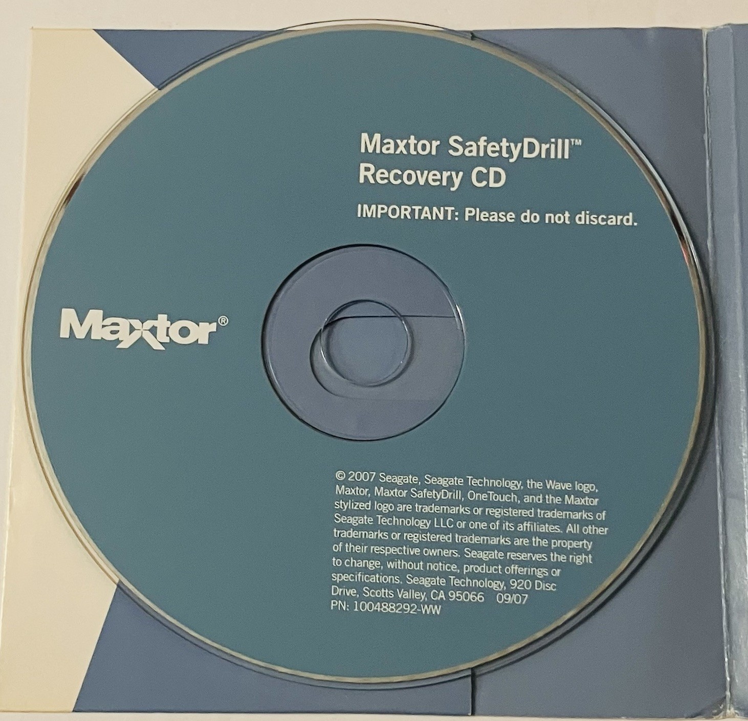 Maxtor OneTouch 4 Mini SafetyDrill Recovery CD 2007 Disc Only