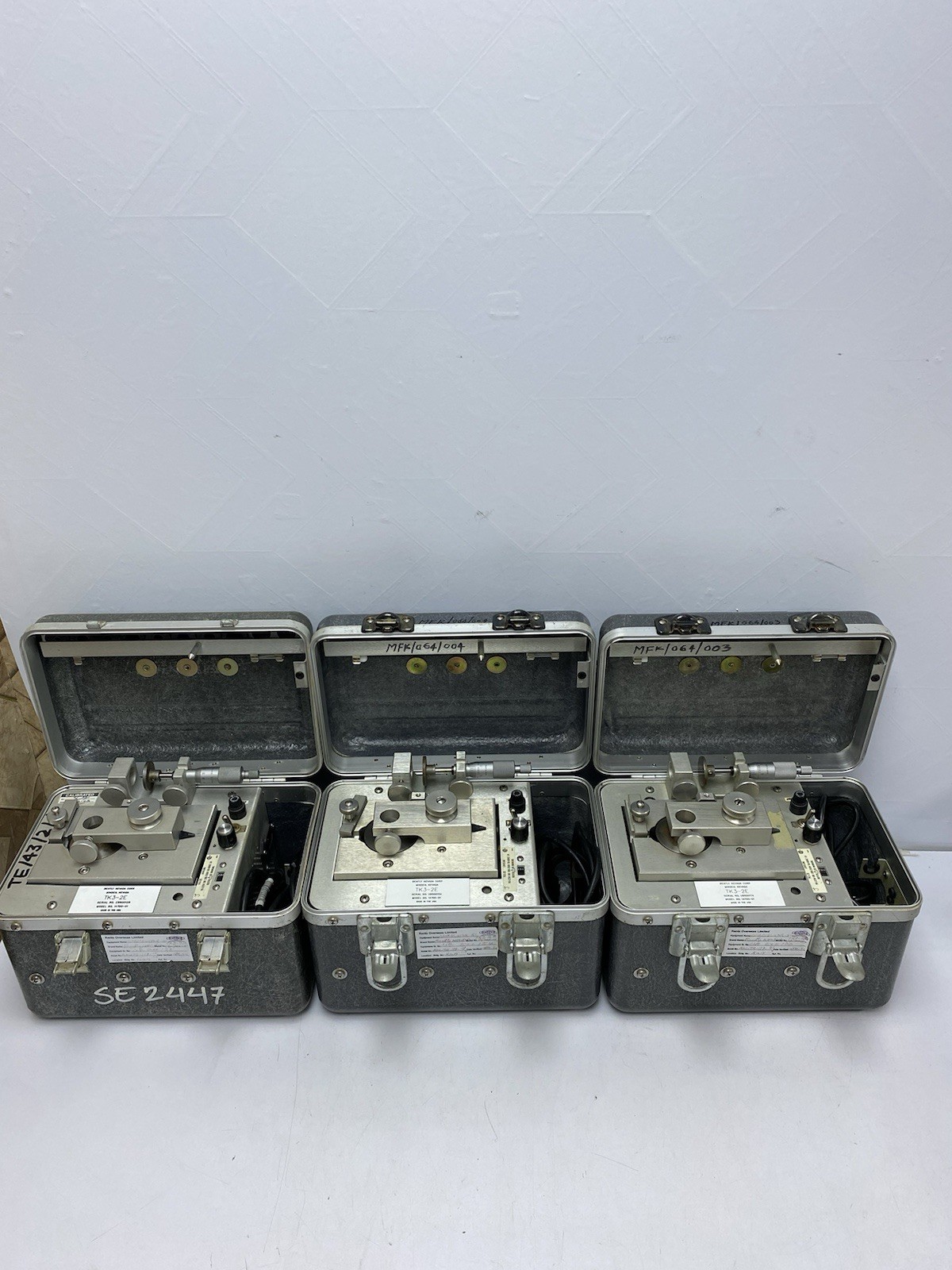 BENTLY NEVADA TK3-2E Portable Vibration Calibrator KIT Model No :14700-01