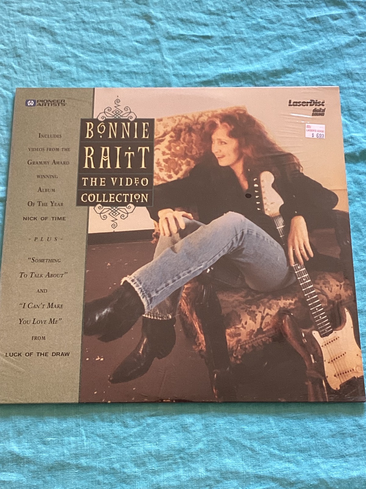Sealed 12" LaserDisc - Bonnie Raitt The Video Collection (1992) [PA-92-436]