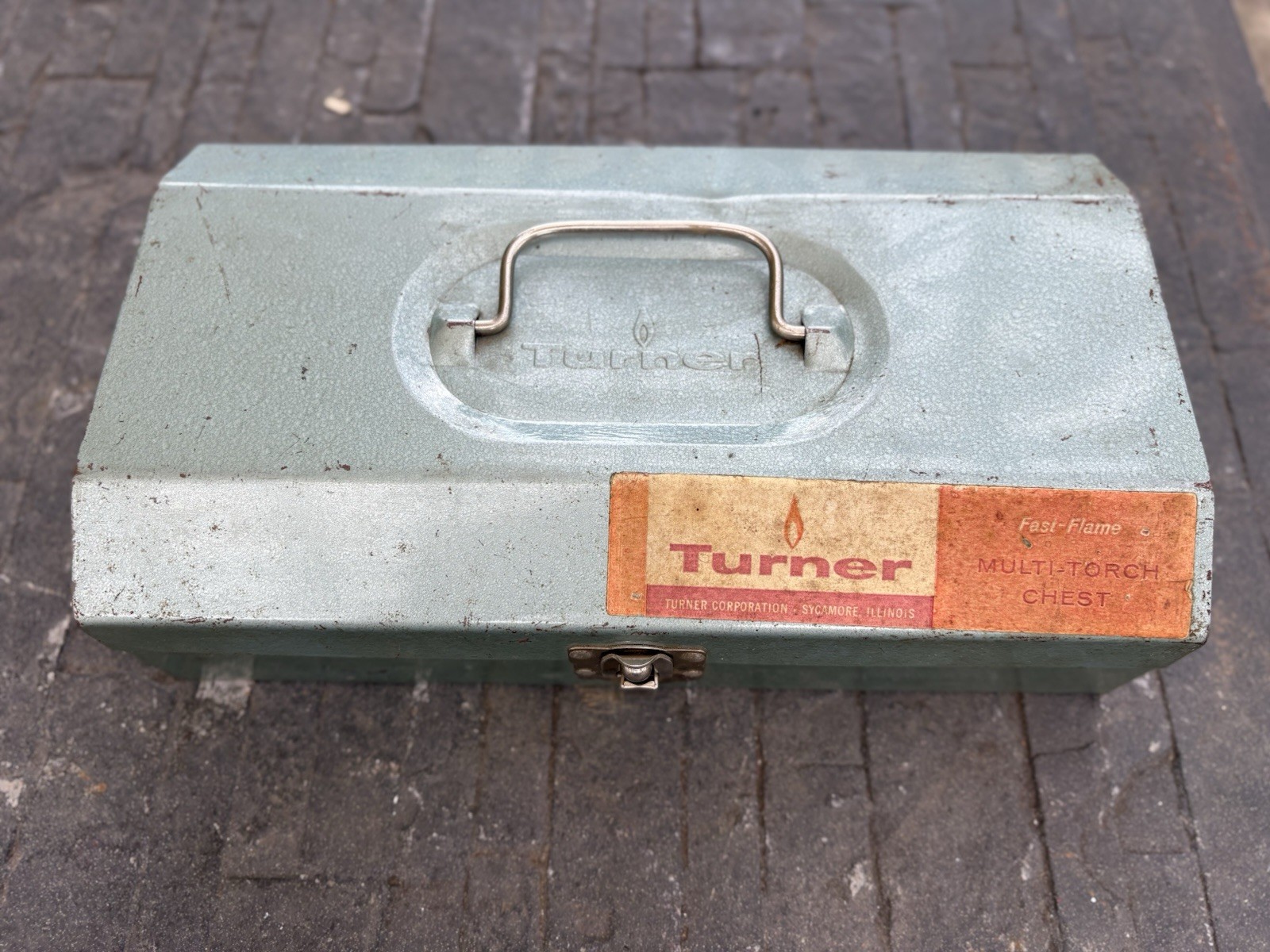 Turner Multi-Torch Chest