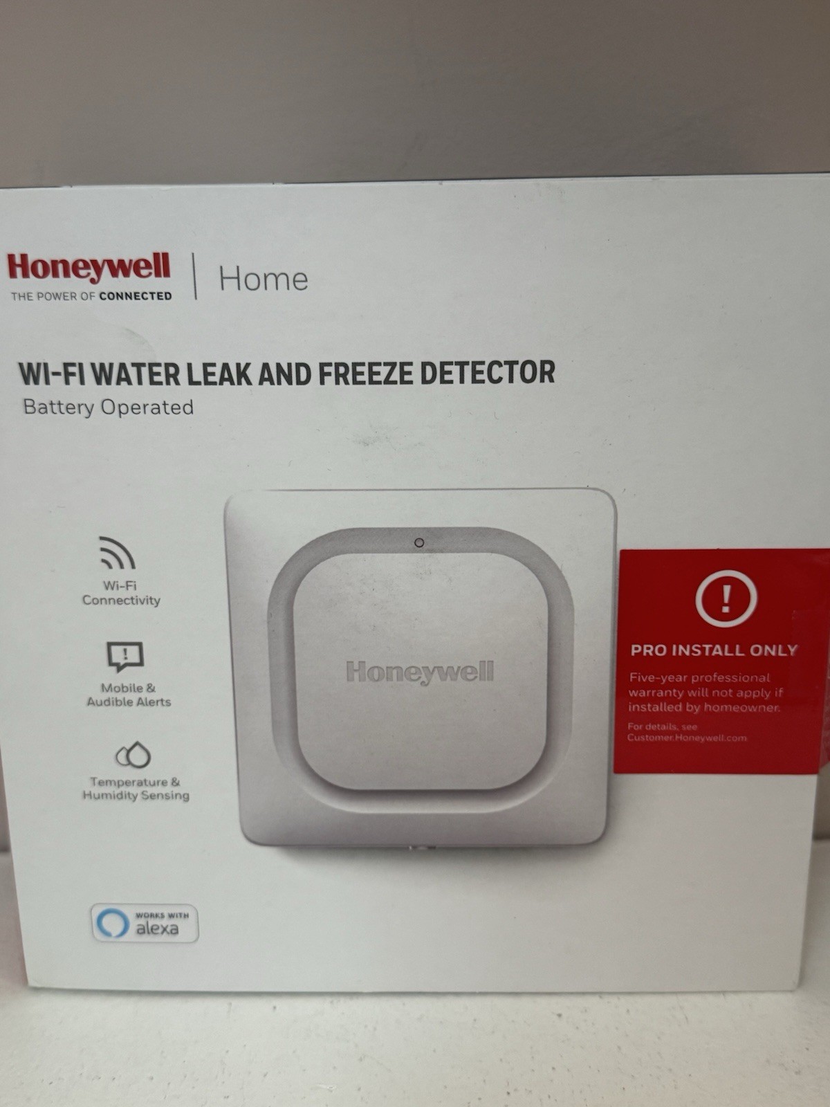 Honeywell CHW3610W1001 Wi-Fi Water Leak and Freeze Detector