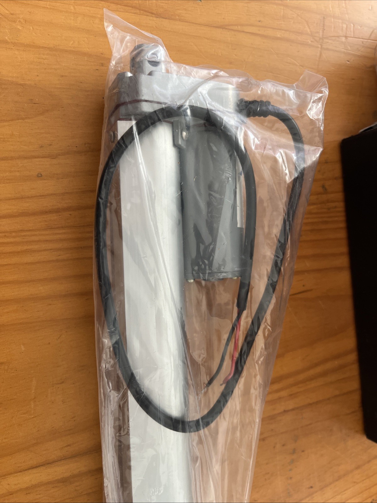 FA Firgelli Automation FA-TR-35-12-10" Mini Track Linear Actuator e5