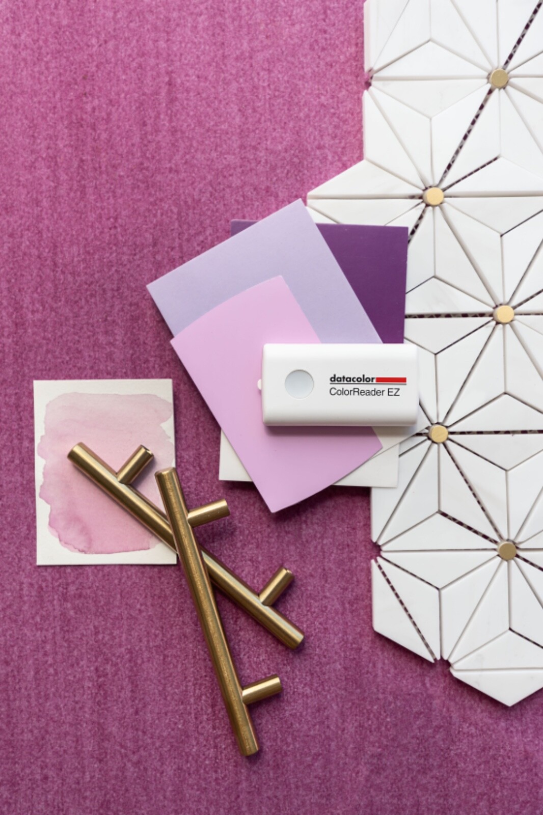 Datacolor ColorReader EZ CRM100 Easy-to-use color-matching tool