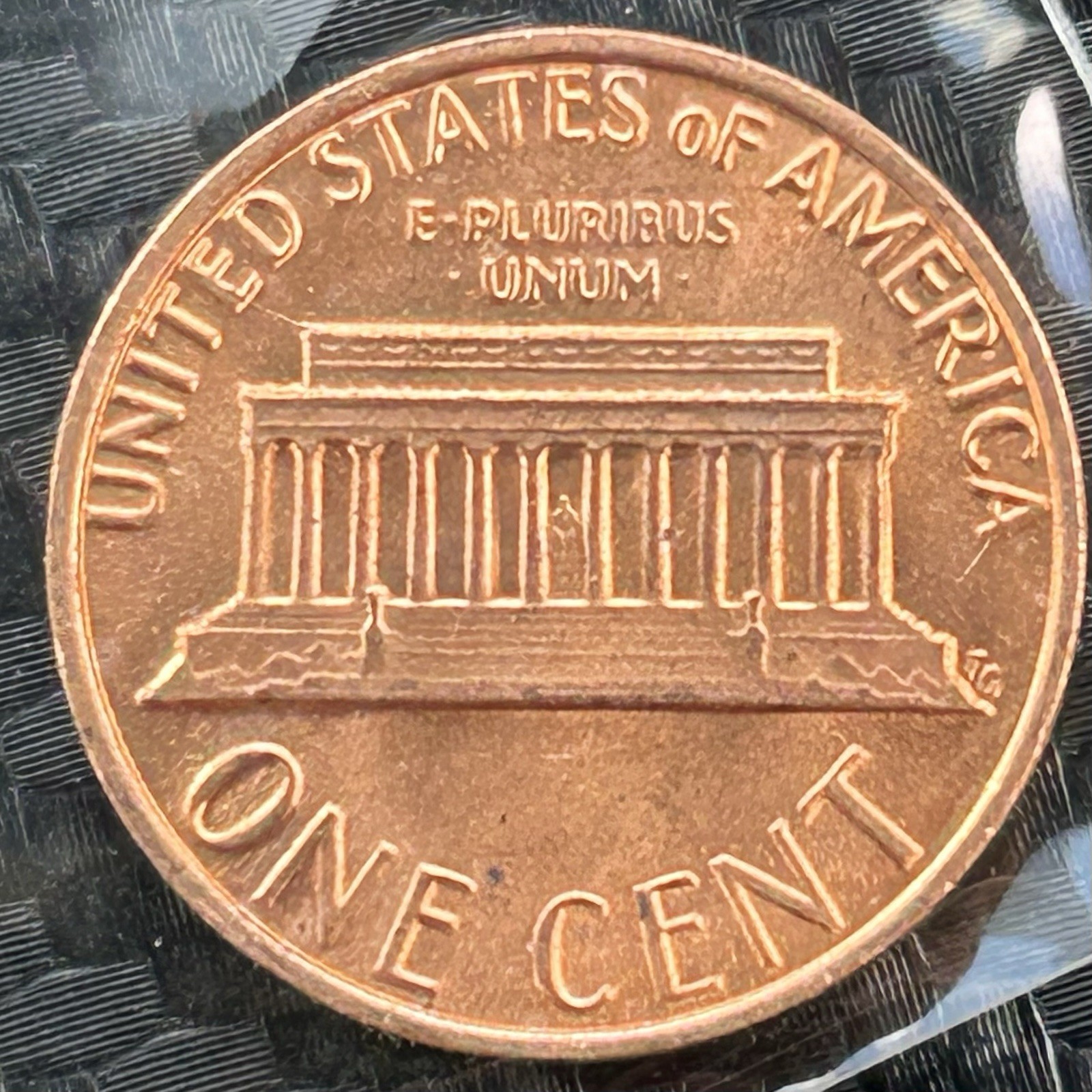 One Cent US 1981 Lincoln Memorial Penny Coin Dye Break/DDO/DDR Off Center Strike