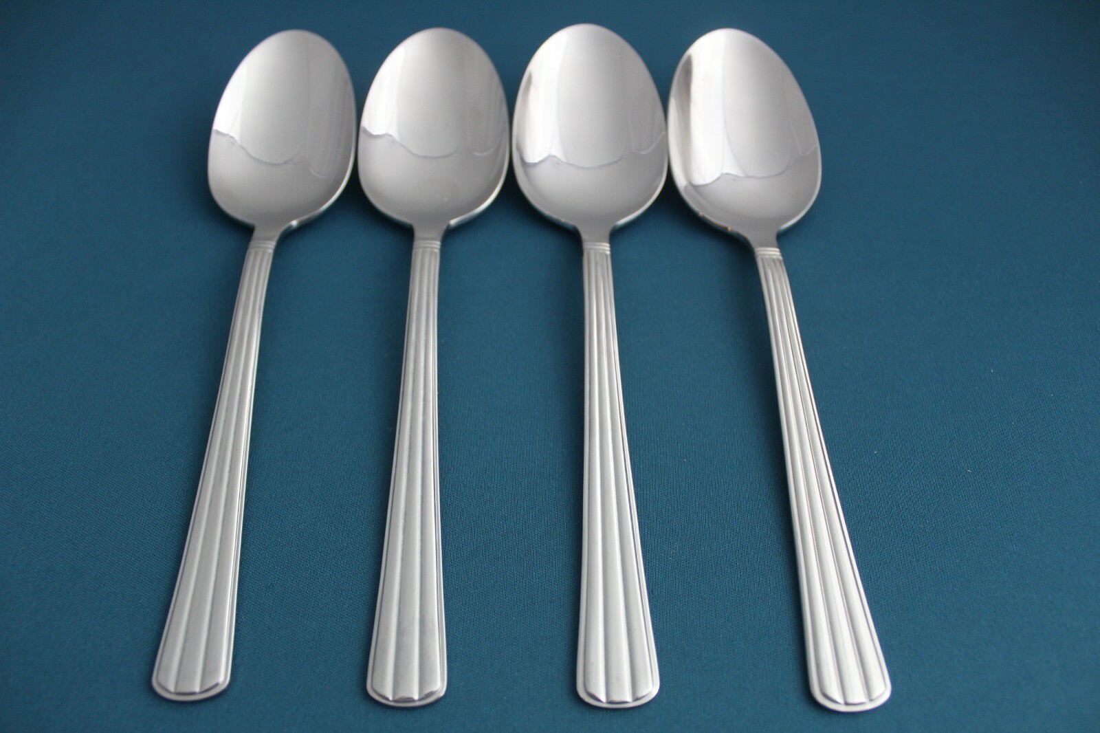 Cutipol ATHENA Place Oval Soup Spoons (Set of 4) 18/10 Stainless Portugal 8"