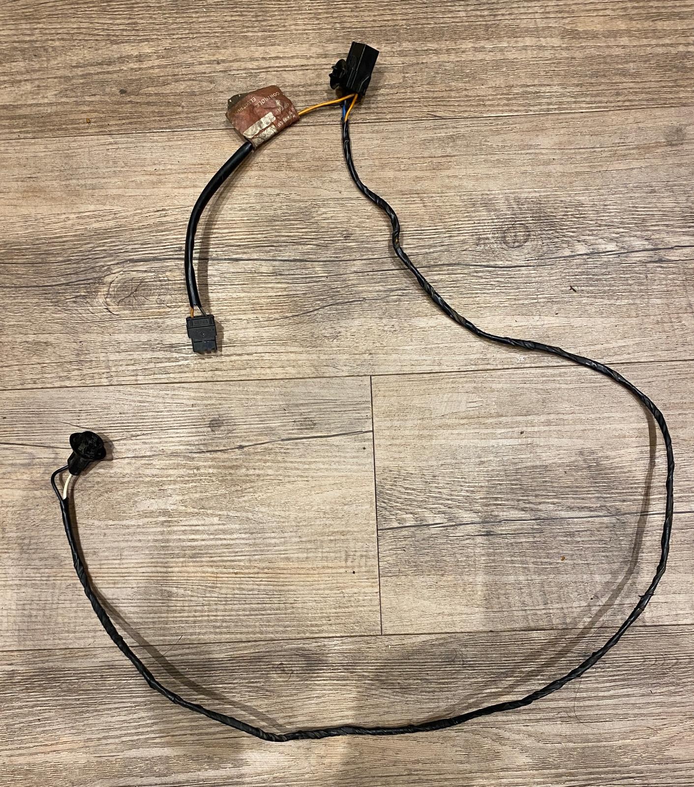 RENAULT 5 GT TURBO - 1x FRONT WING SIDE INDICATOR REPEATER WIRING LOOM