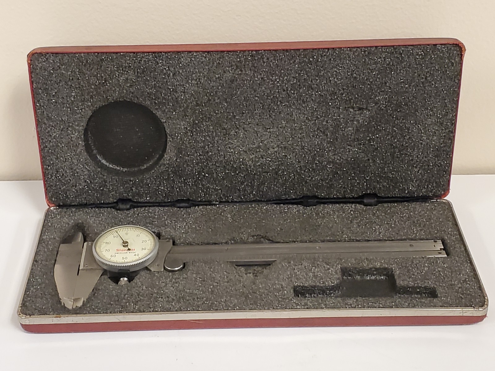 Vintage Starrett No 120 Dial Caliper 0-6” With Case USA tool, wear on case