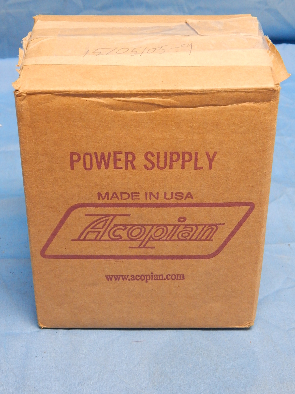 NEW Acopian B13G200M 13V 1.5A Regulated DC Power Supply