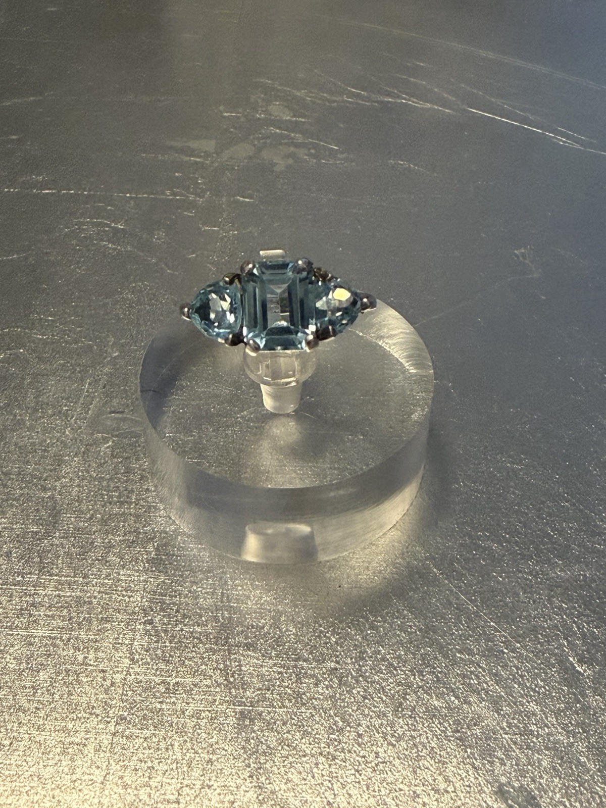 925 Sterling Silver Blue Topaz Bold Band Ring Size 8