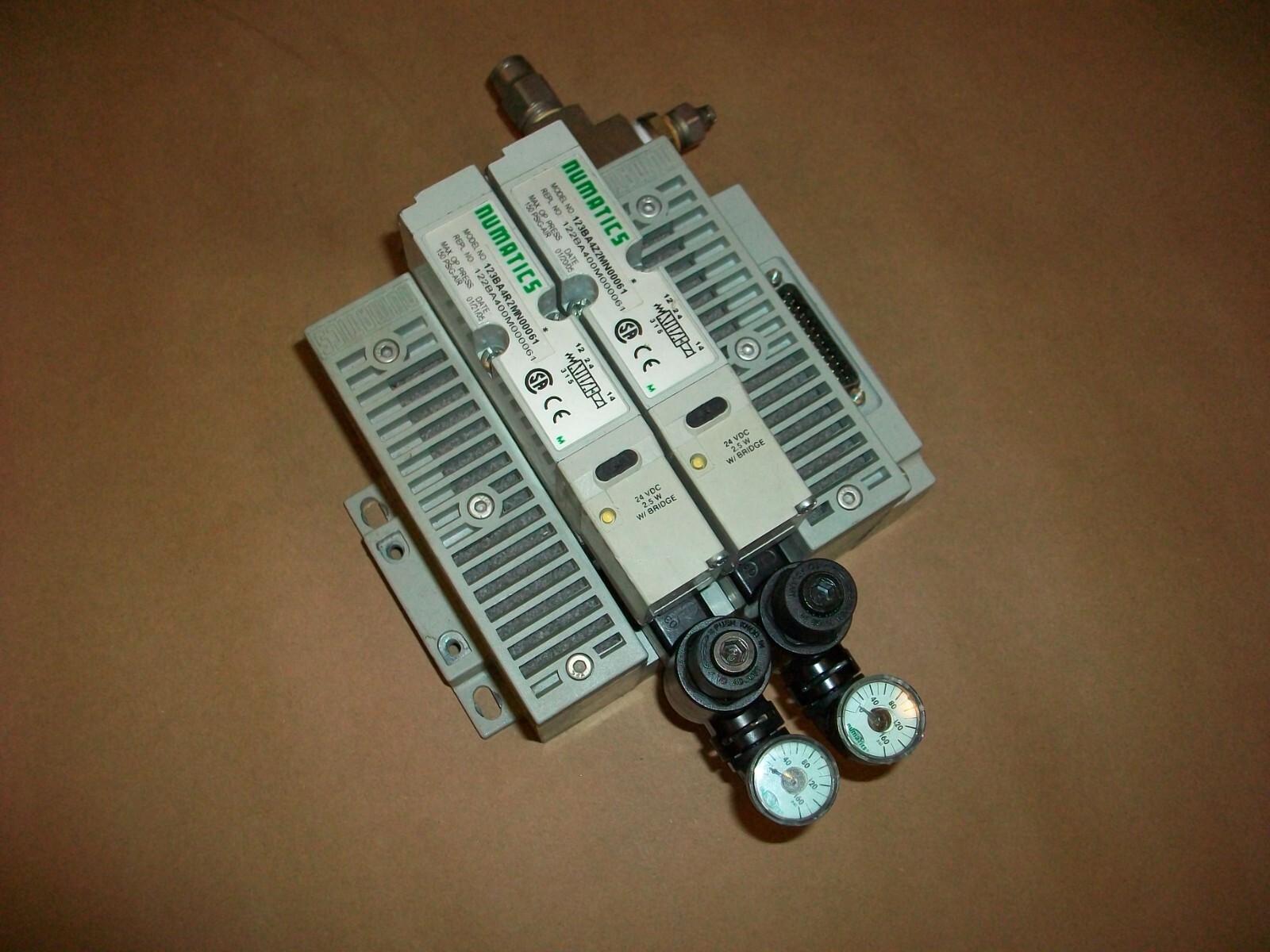 Numatics Pneumatic Valve Stack  123BAZ2MN00061   USED