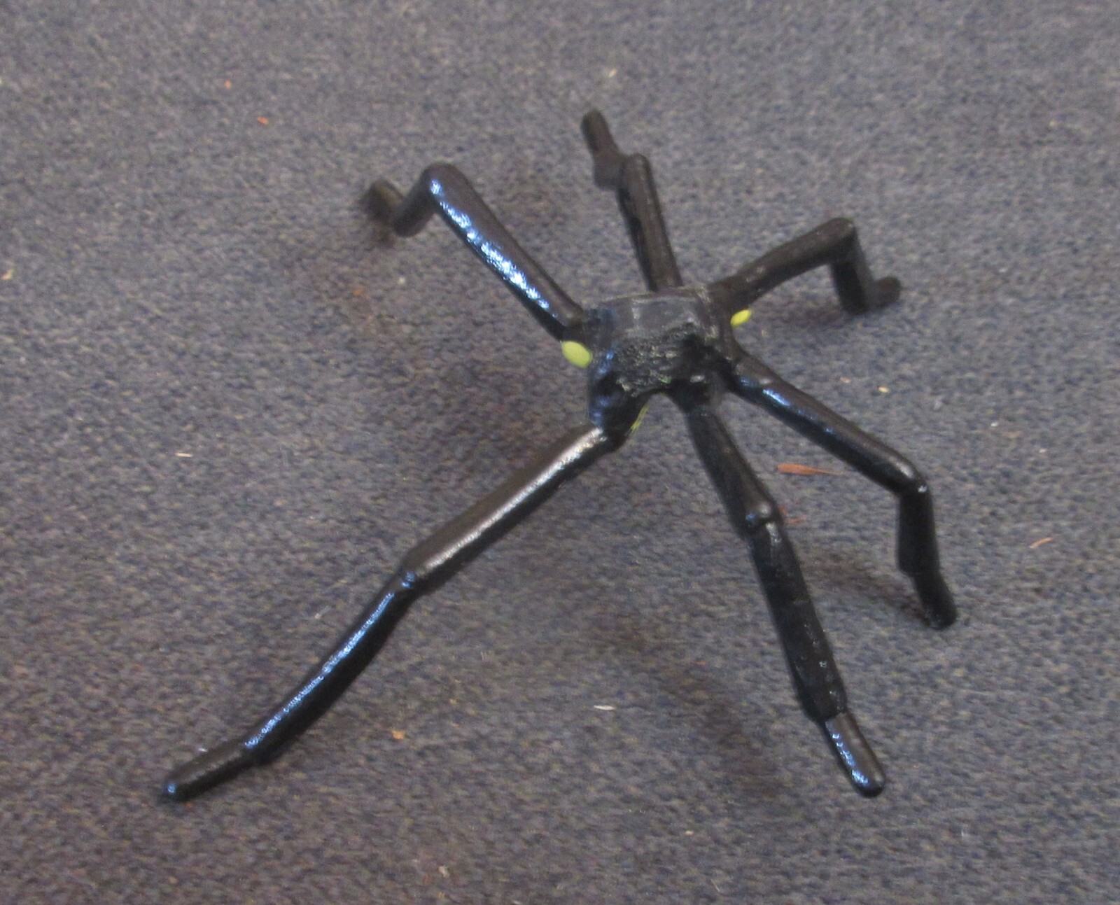 Plastic Black & Green Sea Spider 3" wide 1" tall