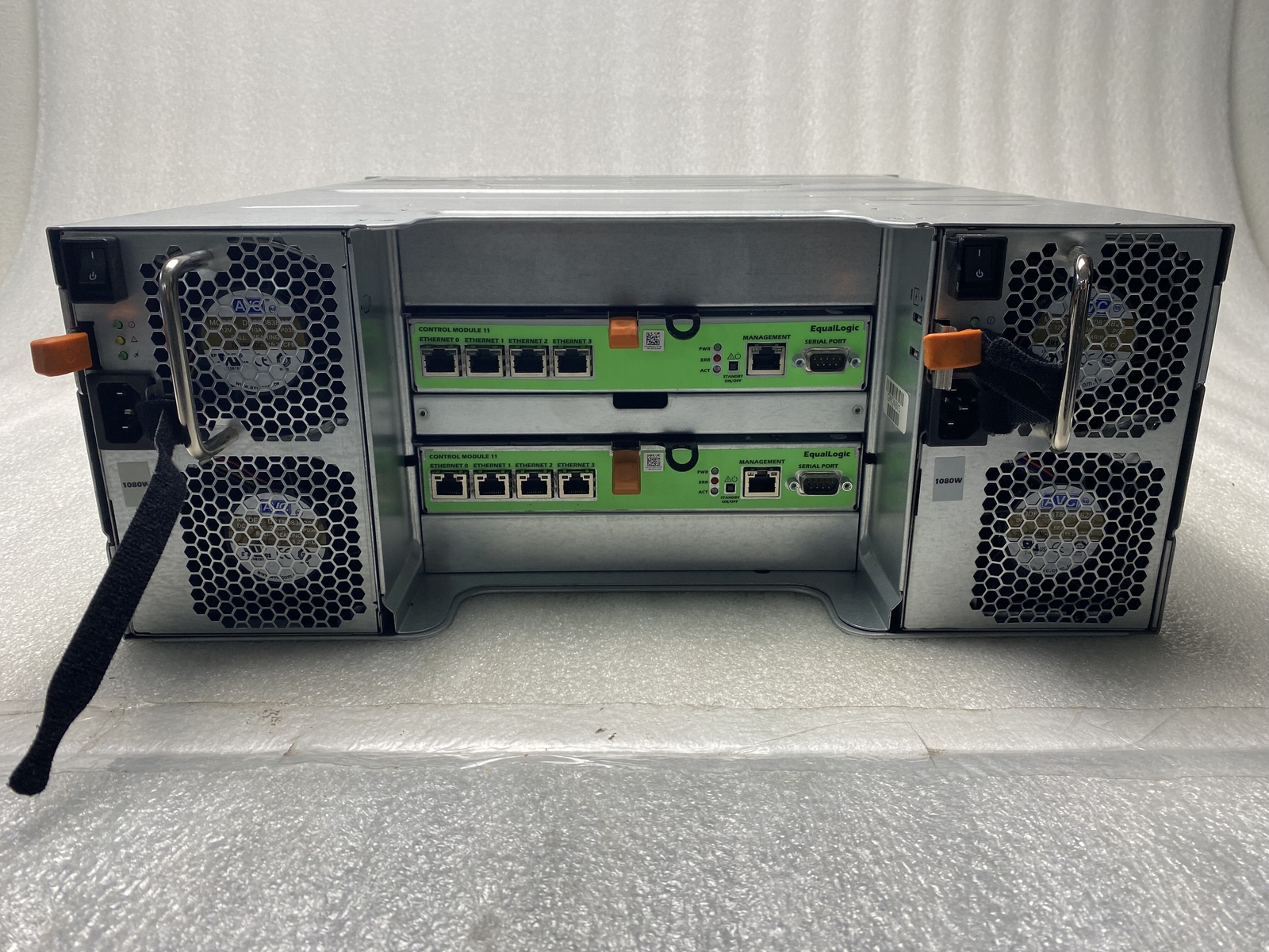 Dell EqualLogic PS6100 SAN Array Network Storage Drive NO CADDIES NO HDD E05J001