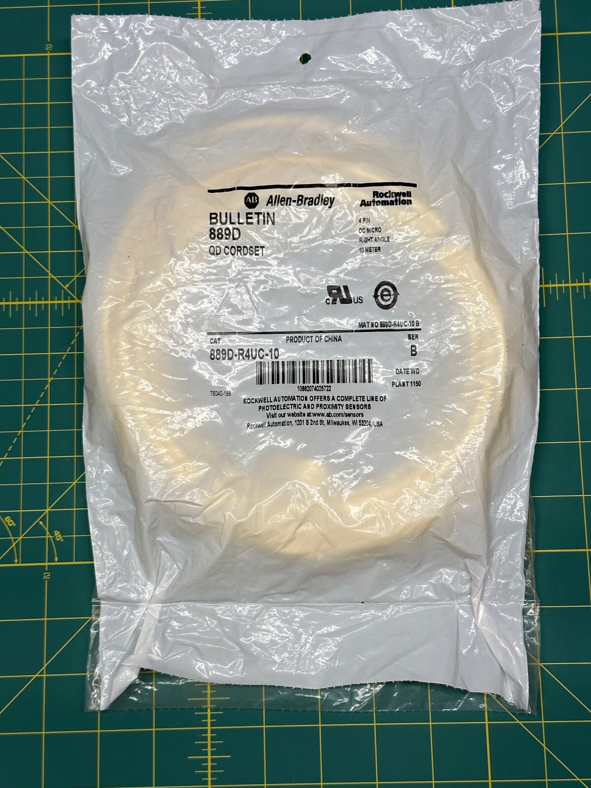 Allen-Bradley 889D-R4UC-10 DC Micro M12 4-Pin Right-Angle Cordset 10m PVC NEW