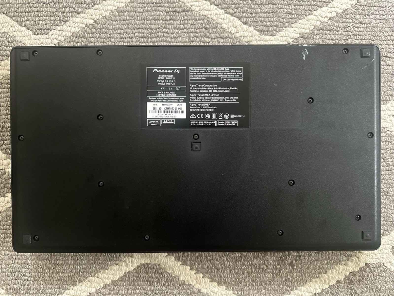 Pioneer DJ DDJ-FLX4 2-Channel DJ Controller - Black