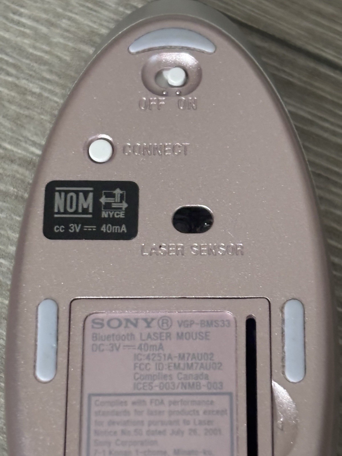 Sony Vaio Bluetooth Laser Wireless Mouse VGP-BMS33 - TESTED