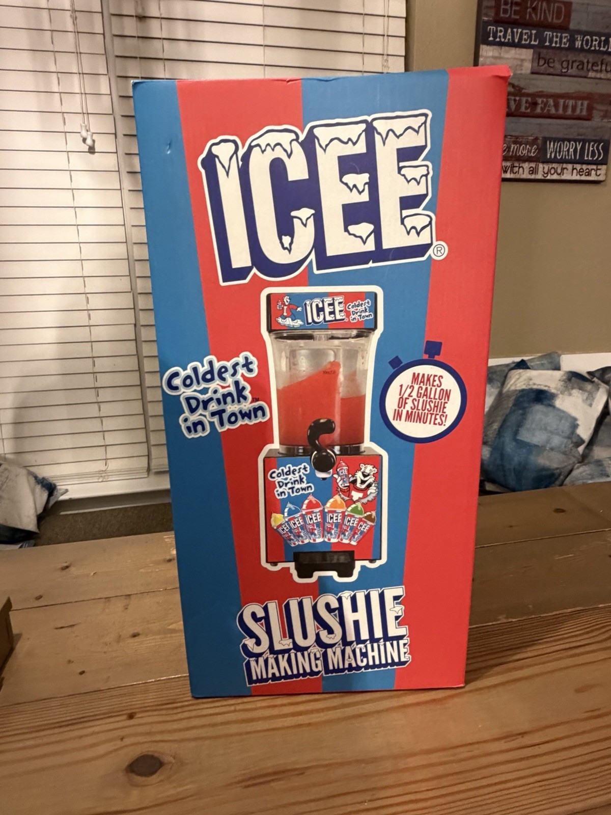 ICEE Slushie Making Machine In Original Box! Excellent Condition Works Great