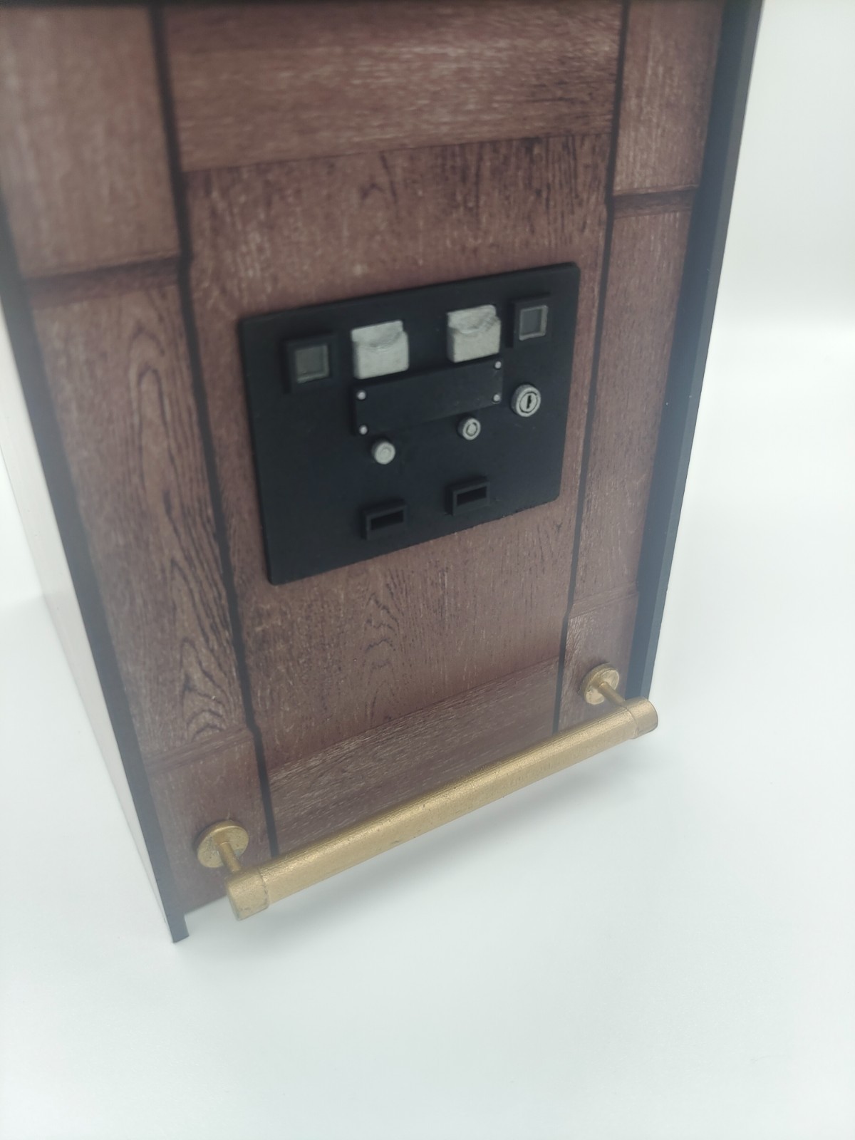 Tapper 1/6 scale mini working arcade cabinet (Playscale, New Wave Toys).