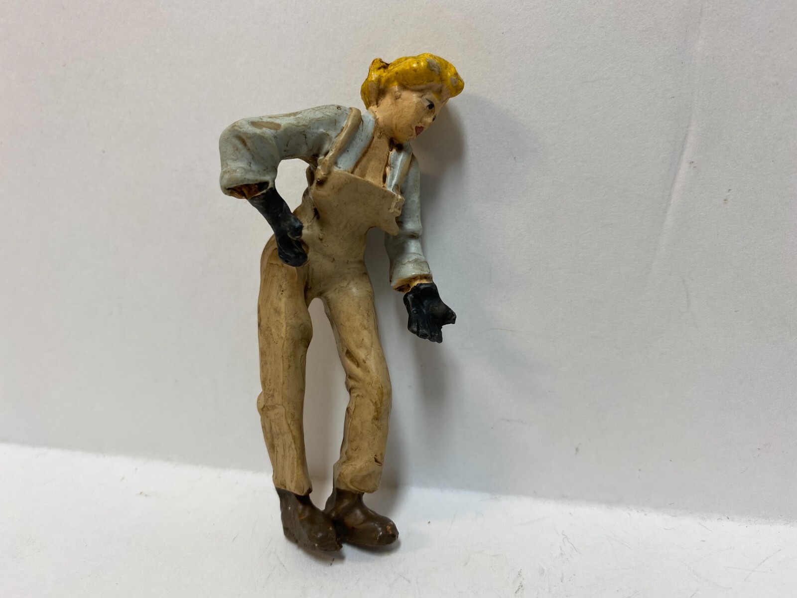 Just Plain Folk # 2024 G Scale Train Figure Lady Fireman Shoveling  NEW