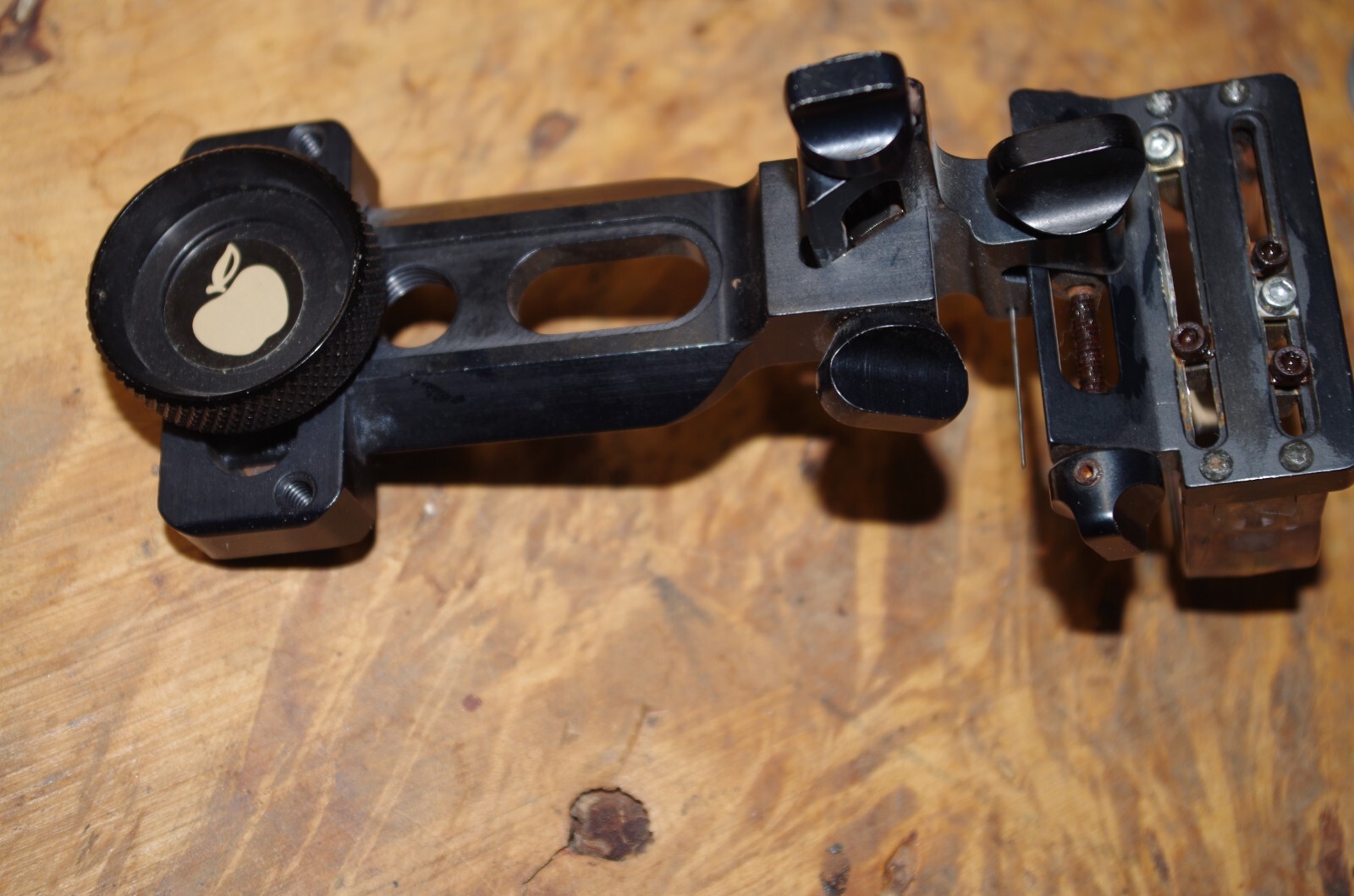 Hoyt Archery Elite Micro Adjusting 5 PIN Sight Quick Detach RH