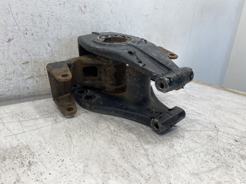 2018 Suspension Bracket 1613588000 for Freightliner Business Class M (641-12854)