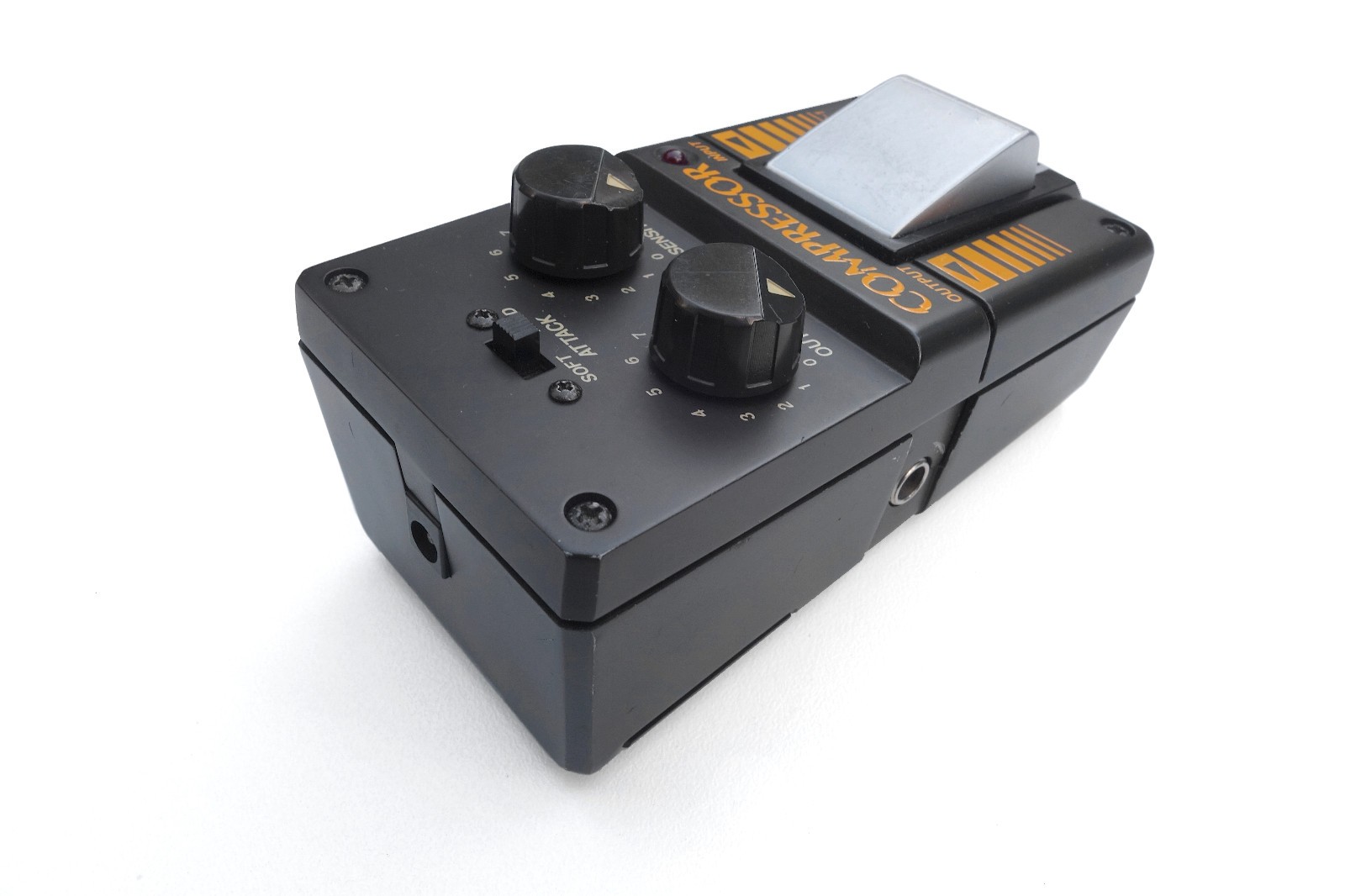 Korg CMP-1 Compressor Compression Sustain Boost Pedal as used by BOOWY