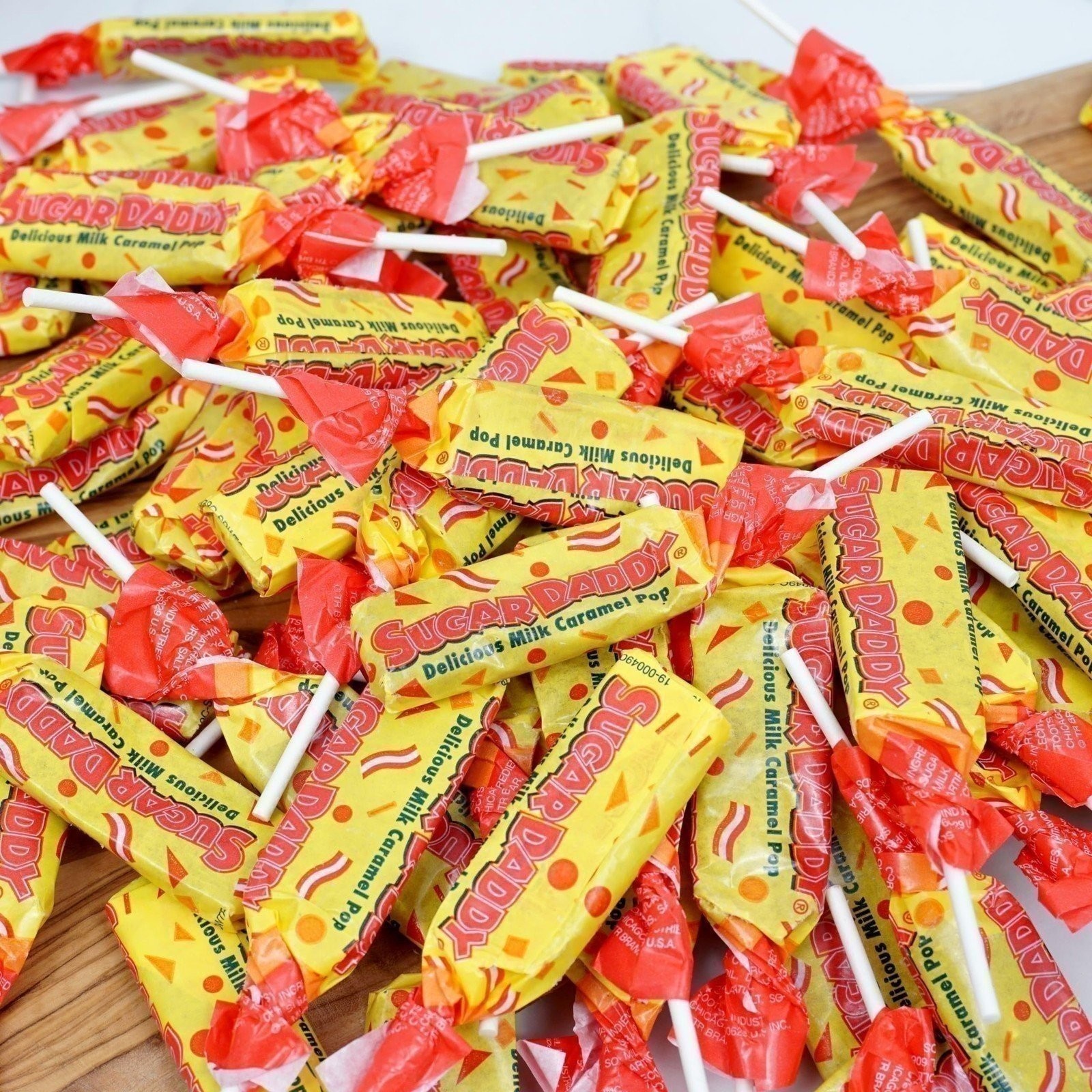 Sugar Daddy Milk Caramel Pops, 2 Pound Bulk Bag (Approx. 65 Lollipops)...