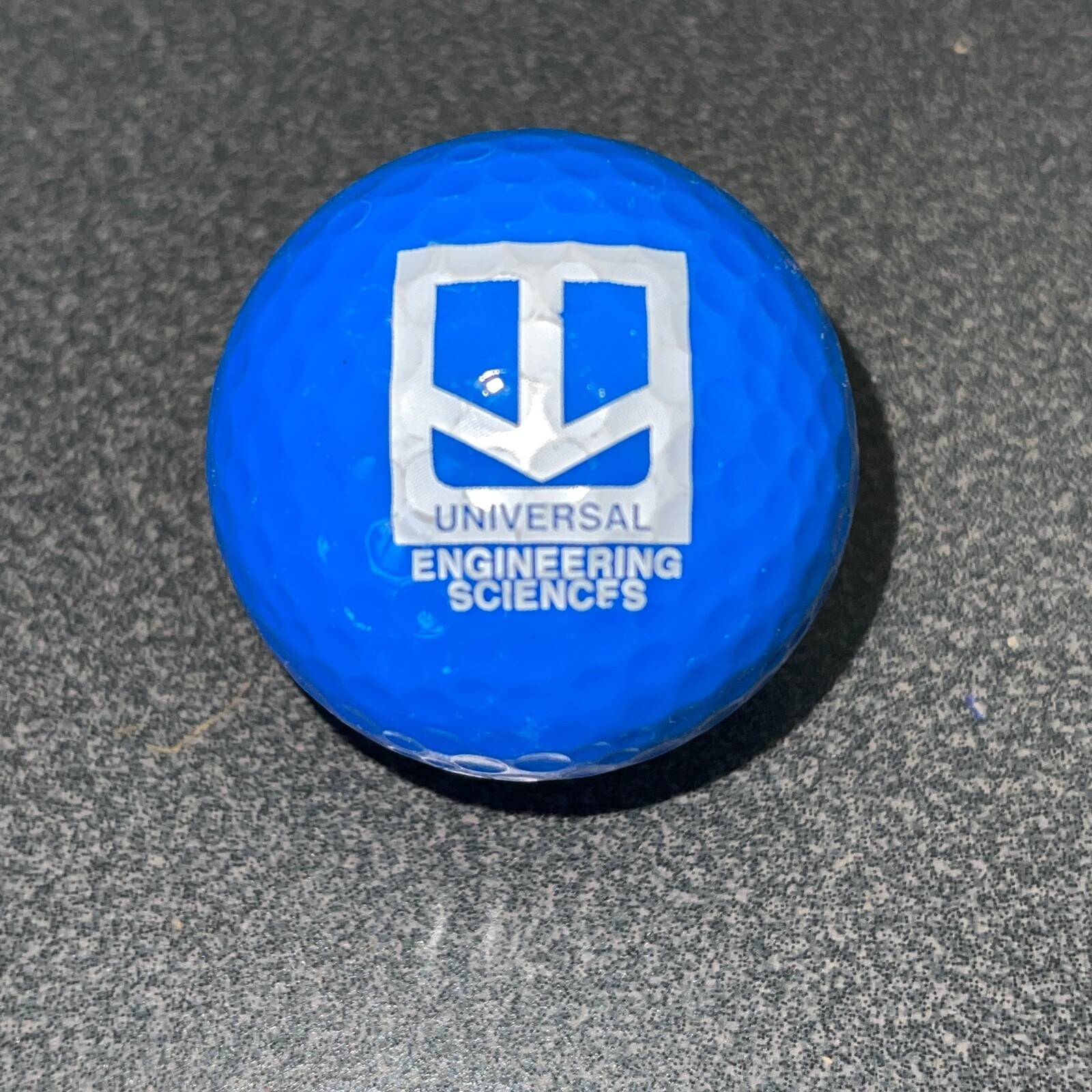 Blue Universal Engineering Logo Golf Ball BG-10-AS Collectible Ball