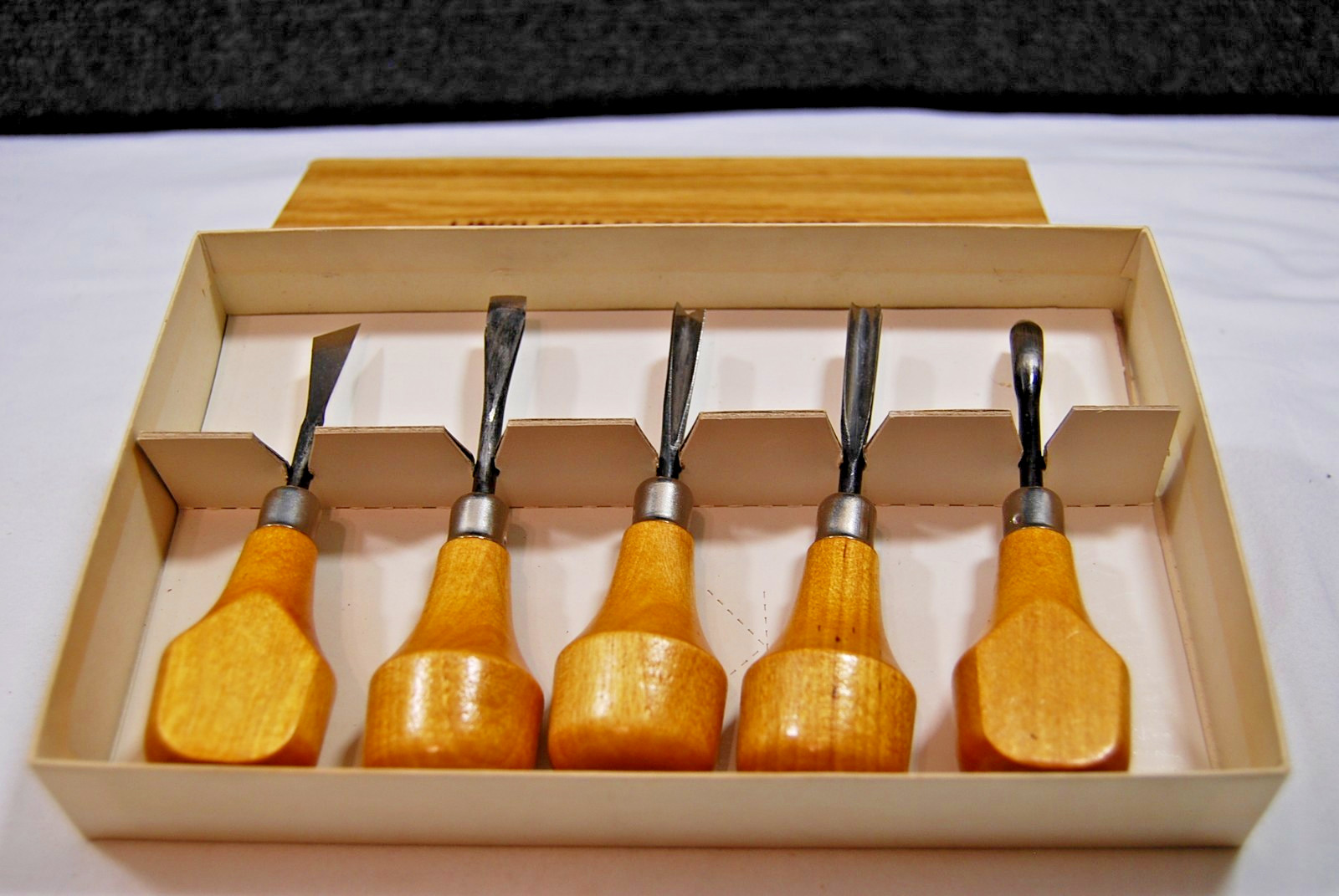 Sculpture House Inc. 5 Piece Linoleum Block Cutting & Wood Carving Tools K1, Etc