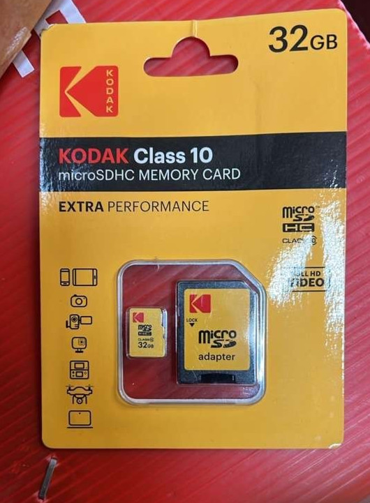 Kodak Official 32 GB Micro SD HC Flash Memory Card Class 10 With Adapter