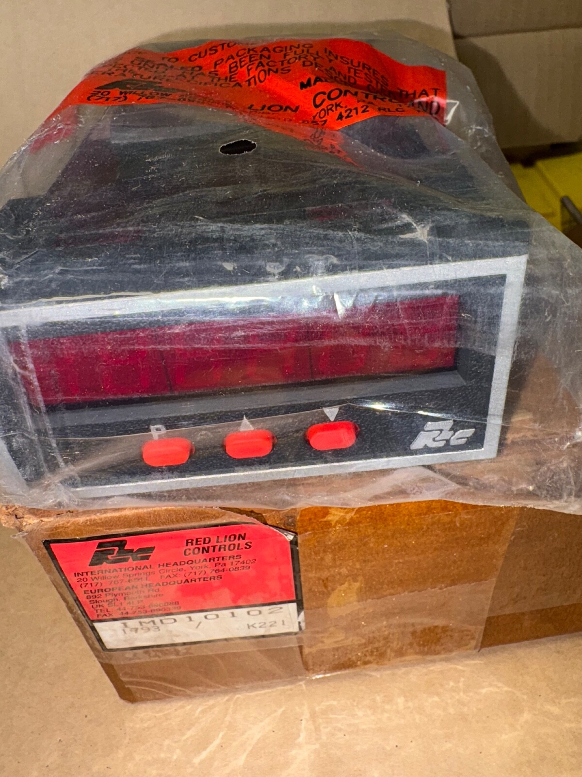 NOS RED LION CONTROLS IMD10102 APOLLO PANEL MOUNT VOLTAGE METER. B326