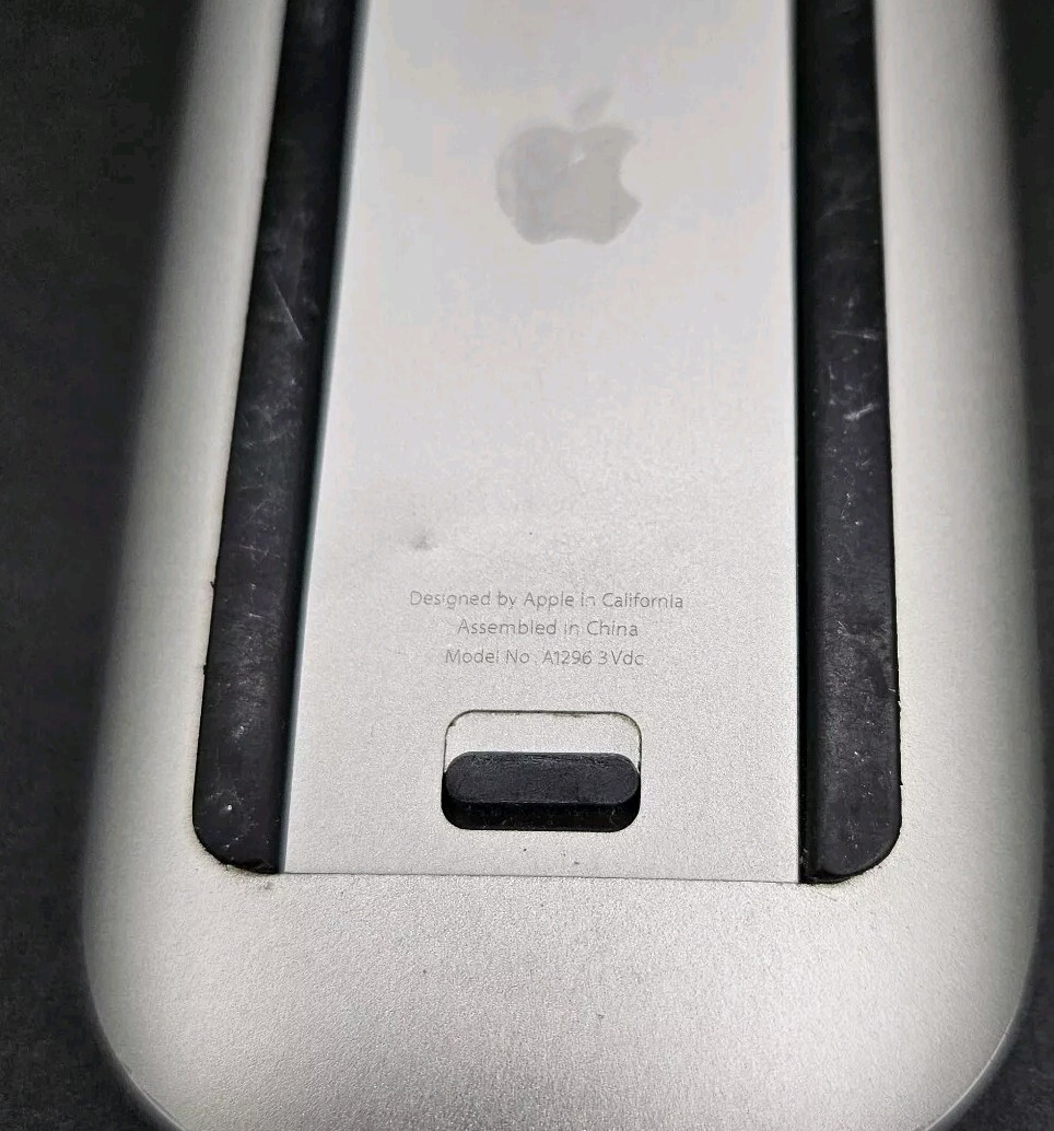Apple MB829LL/A Wireless Bluetooth Magic Laser Mouse White A1296 (Tested Works)